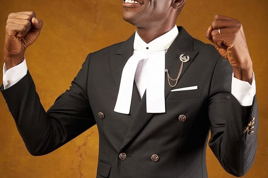 Ghana's Juventus Duorinaah Becomes First Deaf Lawyer Called to Bar